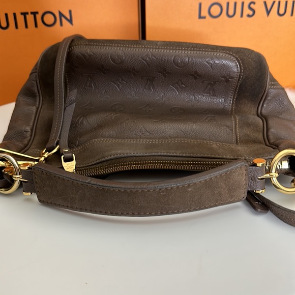 💎✨BEAUTIFUL✨💎 Louis Vuitton LV Audacieuse PM 2way Shoulder Bag Empreinte - Picture 13 of 17